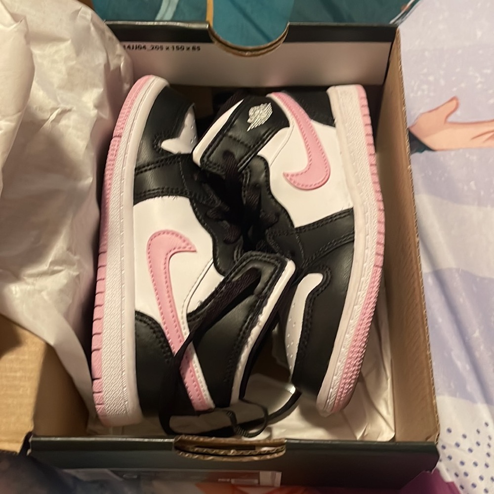 Toddler Jordan Retro 1 Mid Size 9
